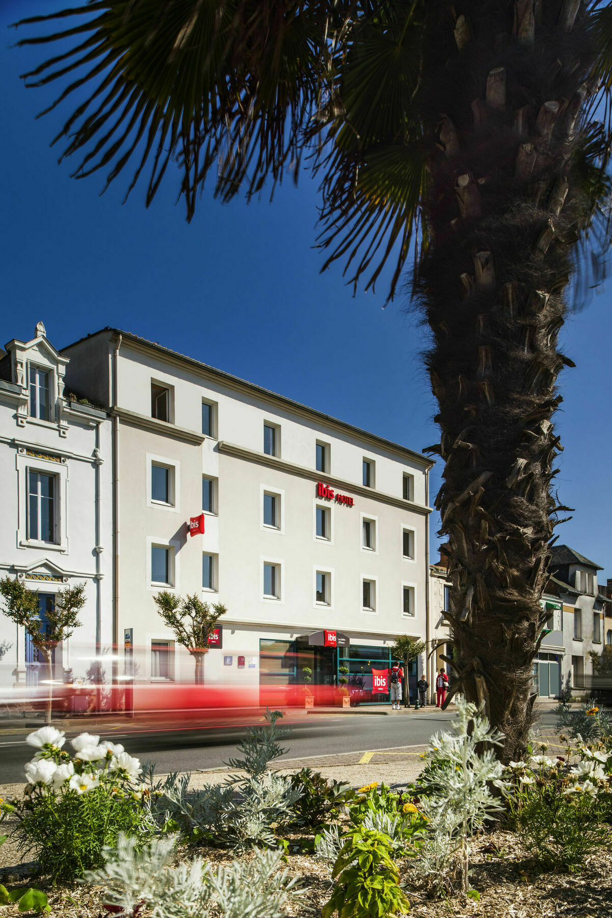 B&B Hotel Les Sables-D'Olonne Centre Gare Dış mekan fotoğraf